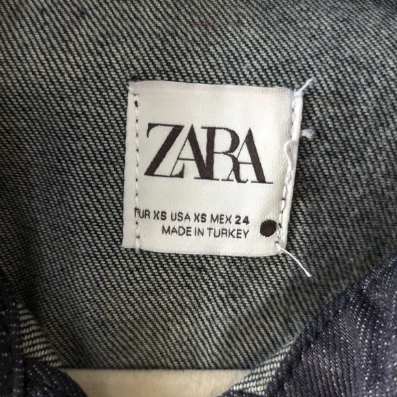 Zara Women's Denim Short Sleeve Shirt - Picture 3 of 7